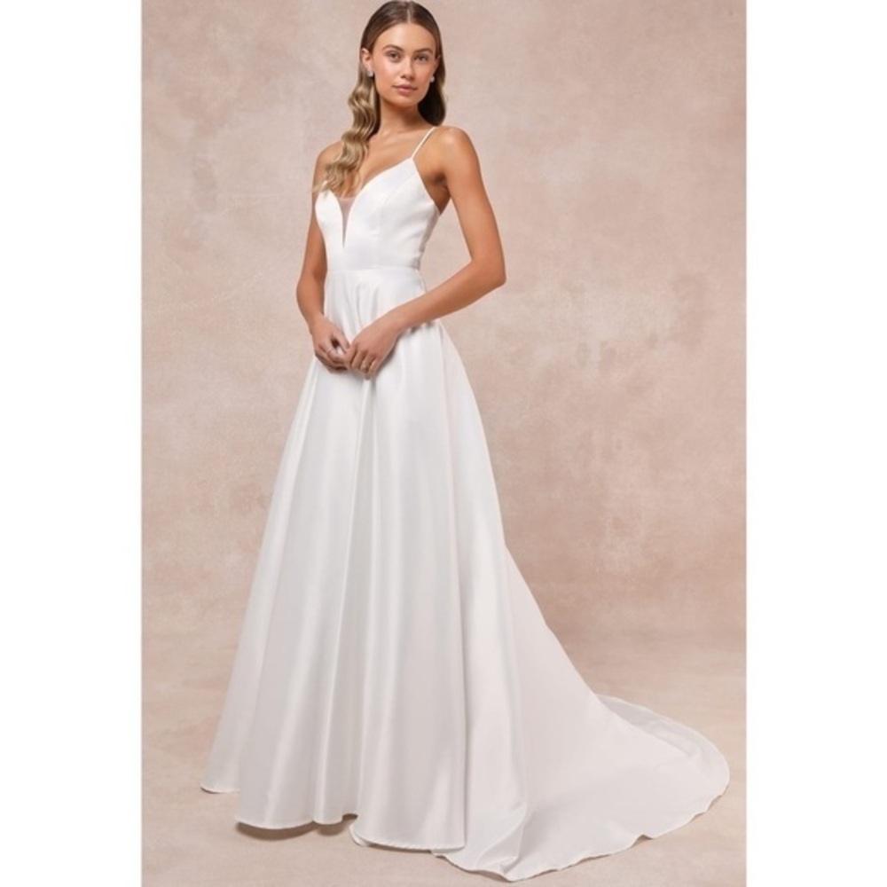 NWT Lulu’s Exceptional Passion Satin Cutout Maxi Wedding Dress Pockets Large
